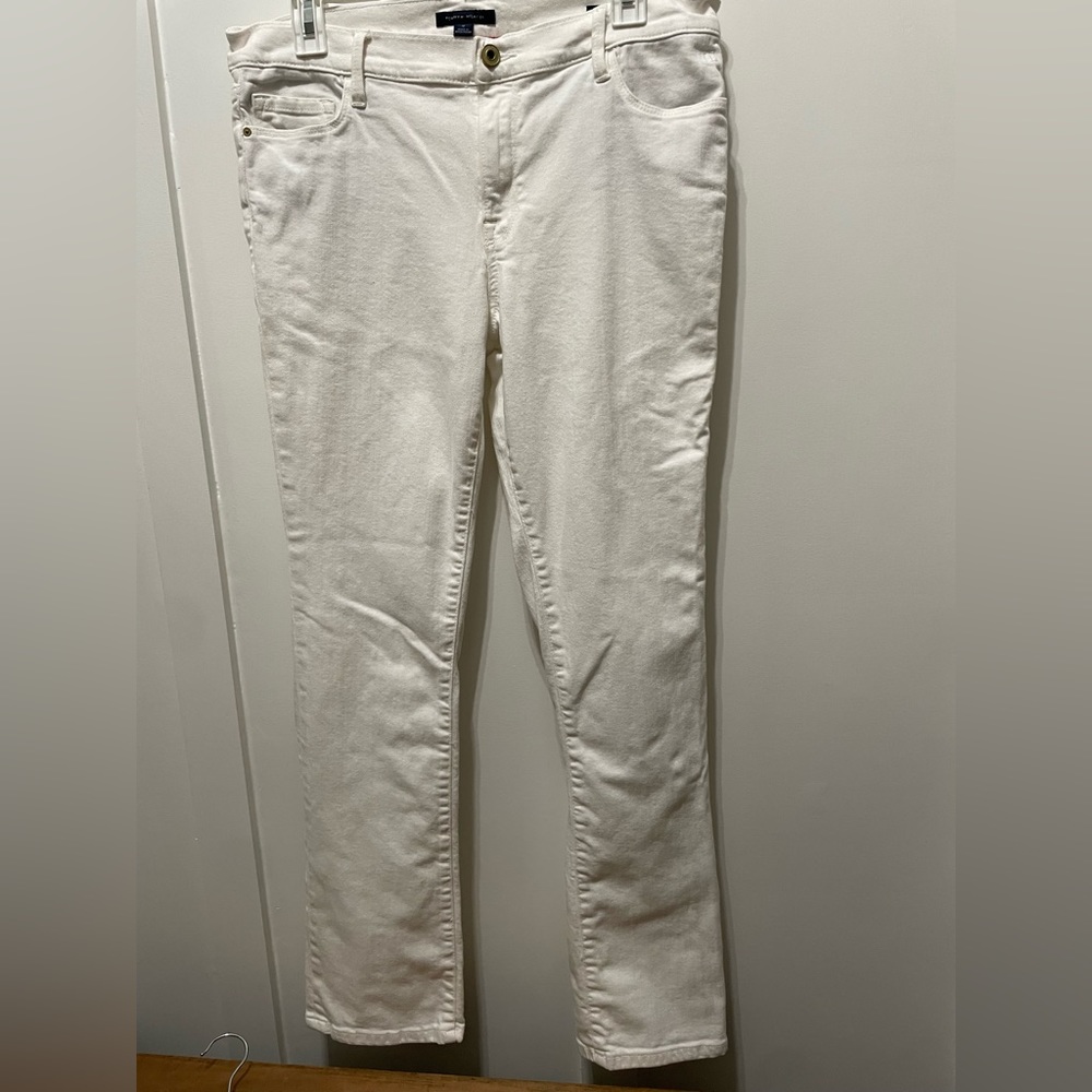 Tommy Hilfiger Greenwich Straight Size 12‎ Women’s White Jeans!